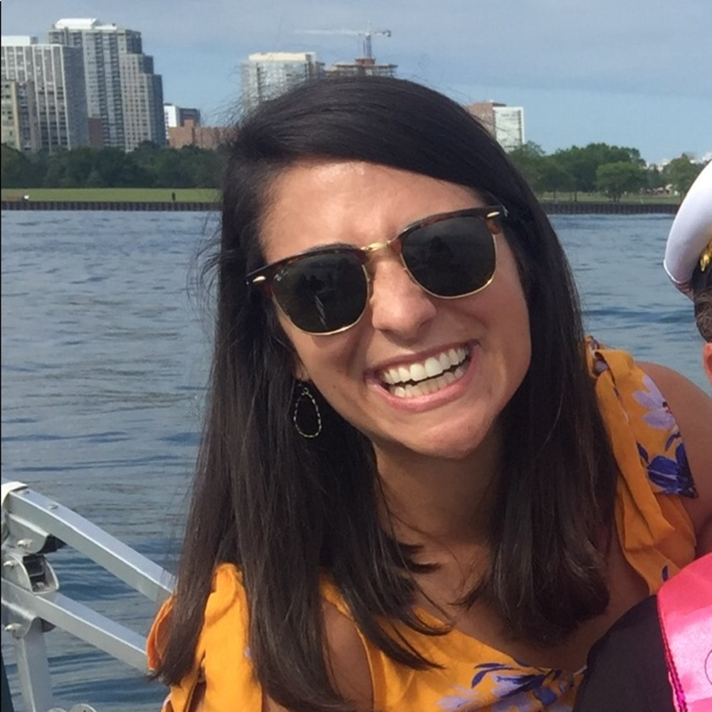 Meet your Posher, Lorena